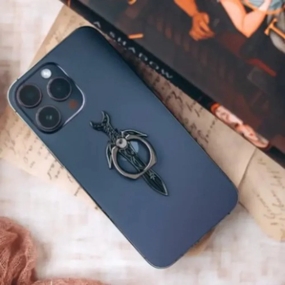 Metal Fantasy Dagger Phone Grip